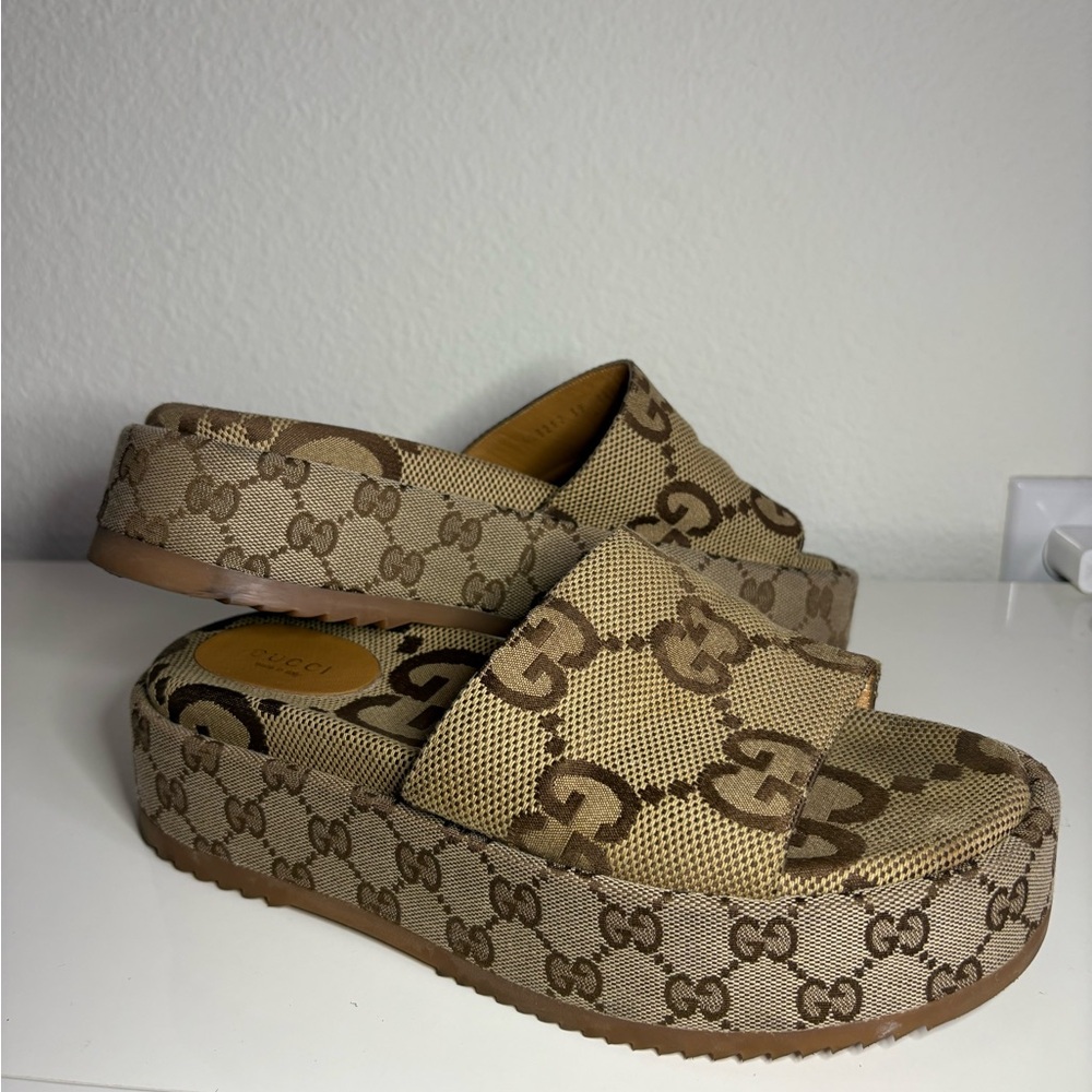 Gucci Women's Tan Logo Platform Sandals - Picture 6 of 8